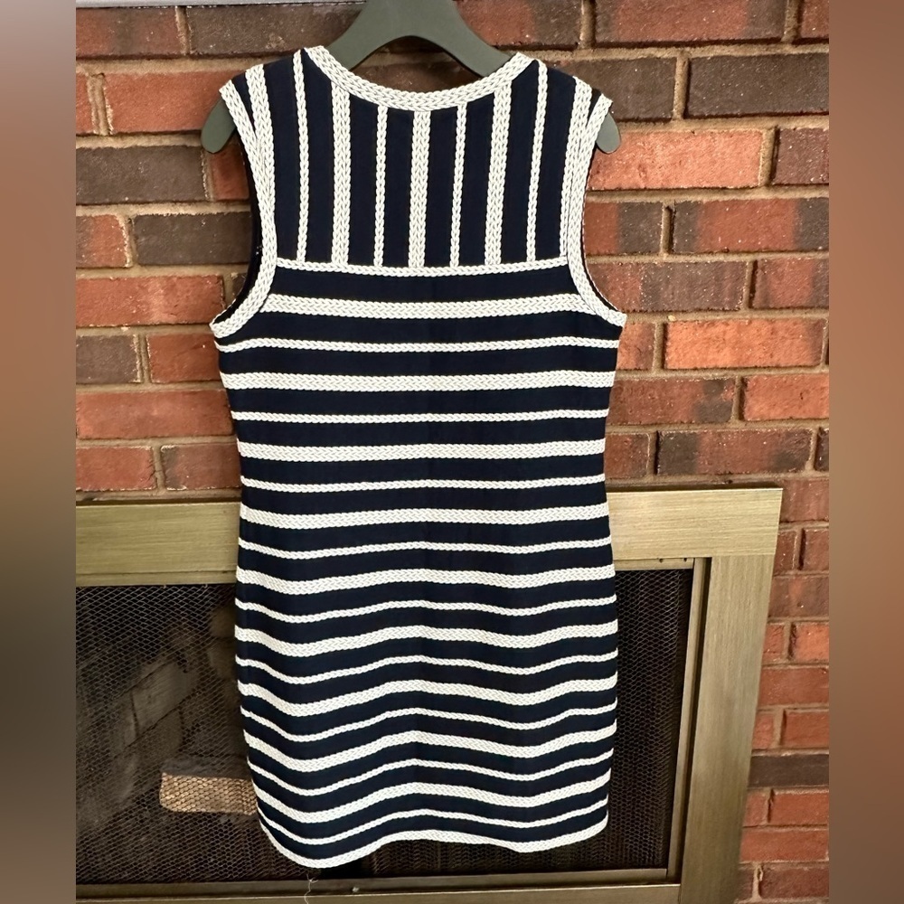 🛍️ Maxstudio sleeveless dress. Excellent condition.